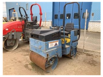 مدحلة BOMAG