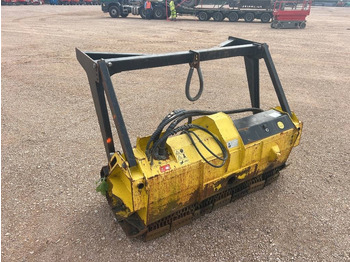 ماكينات قطع الحشائش الغابات