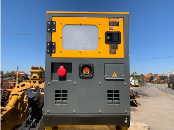 مجموعة المولدات Kawakenki KK25: صور 3