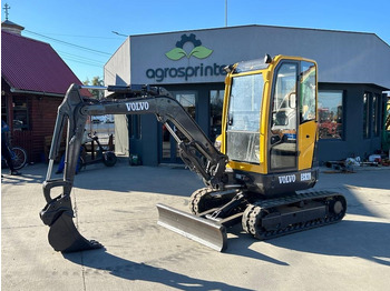حفارة مصغرة VOLVO ECR28
