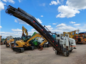 ماكينات لصقل الأسفلت Wirtgen W500: صور 3