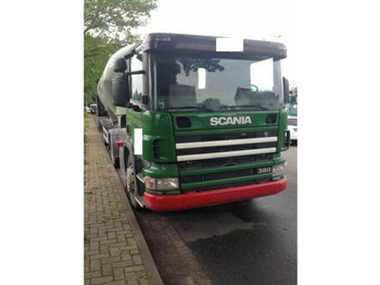 شاحنة جرار SCANIA 114