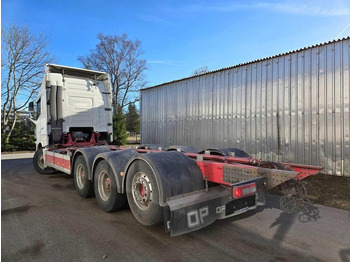 الشاسيه شاحنة Volvo FH540 8X4 CHASSY: صور 2 الشاسيه شاحنة Volvo FH540 8X4 CHASSY: صور 2