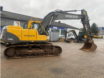 حفارات زحافة VOLVO EC180