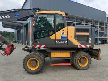 حفارة على عجلات VOLVO EW160E