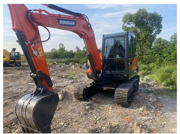 حفارات زحافة 2021 Doosan DH60-9: صور 2