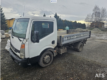 قلابات NISSAN
