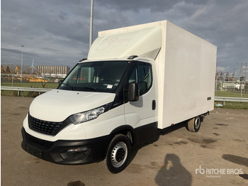 الشاحنات الصغيرة IVECO Daily