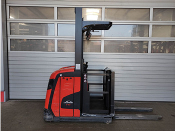 رافعات ترتيب البضائع LINDE V10