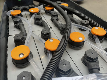 البطارية - معدات المناولة Sunlight I 24 Volt I 3 PzS 375: صور 3 البطارية - معدات المناولة Sunlight I 24 Volt I 3 PzS 375: صور 3