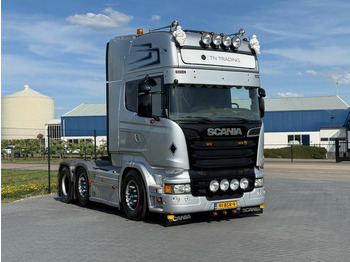 شاحنة جرار SCANIA R 520