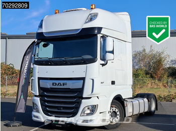 شاحنة جرار DAF XF 530
