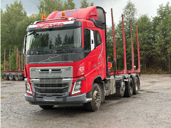 شاحنة قطع الأشجار VOLVO FH16 750