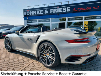 سيارة PORSCHE