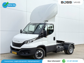 شاحنة جرار IVECO Daily