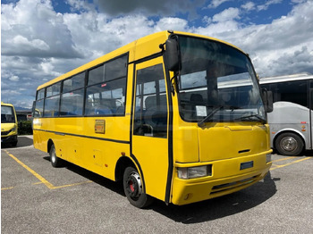 حافلة مدرسية IVECO