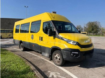 حافلة مدرسية IVECO Daily