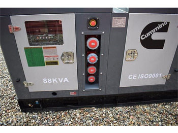 مجموعة المولدات Cummins 88 KvA: صور 5 مجموعة المولدات Cummins 88 KvA: صور 5