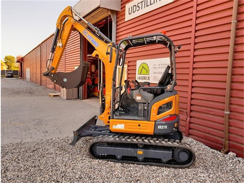حفارة مصغرة XCMG XE27E