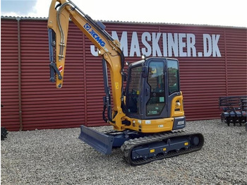 حفارة مصغرة XCMG XE55E