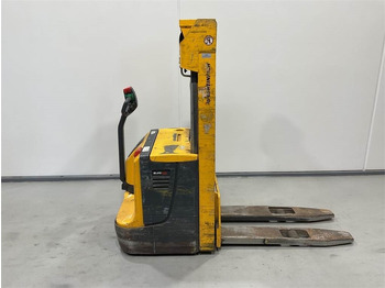 معدات تكديس JUNGHEINRICH EJC