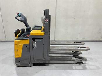 معدات تكديس JUNGHEINRICH ERD