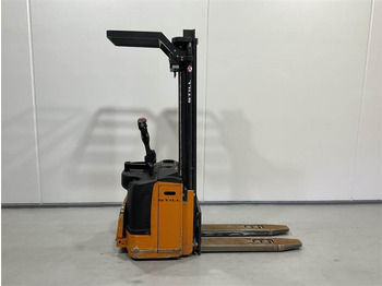 معدات تكديس STILL