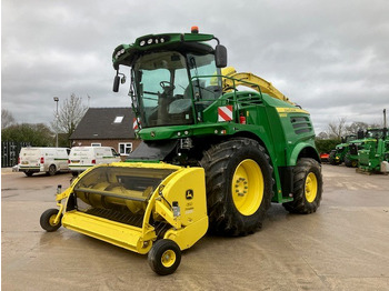 حصادة الأعلاف JOHN DEERE 8500