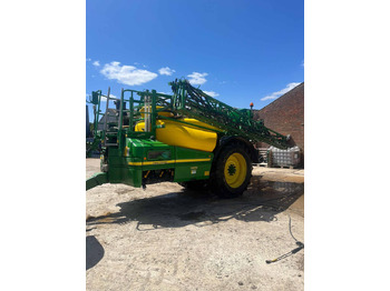 آلة الرش JOHN DEERE