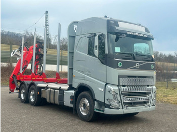 شاحنة قطع الأشجار VOLVO FH 540