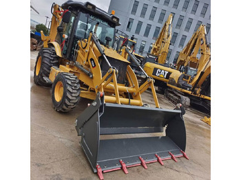 حفار متعدد الاستخدام CATERPILLAR 420F2