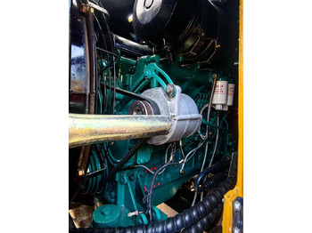 اللودر بعجل Used Liugong 835H Loader China Liugong 835H 856H 862H ZL50CN Wheel Loader in Excellent Condition: صور 5 اللودر بعجل Used Liugong 835H Loader China Liugong 835H 856H 862H ZL50CN Wheel Loader in Excellent Condition: صور 5