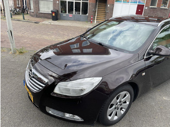 سيارة OPEL