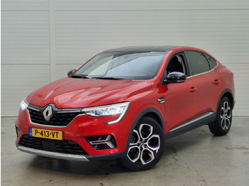 سيارة دفع رباعي RENAULT
