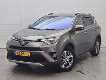 سيارة دفع رباعي TOYOTA