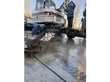 حفارة العنكبوت KAISER