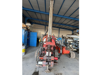 آلة حفر SOILMEC