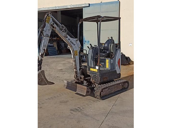 حفارة مصغرة BOBCAT E17Z