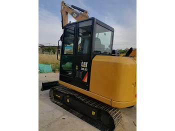 حفارة مصغرة CATERPILLAR 305.5E2