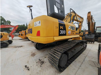 حفارات زحافة KOMATSU PC300