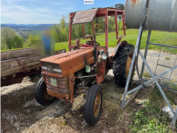 جرار 1968 Massey Ferguson 133: صور 3