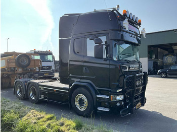 شاحنة جرار SCANIA R 580