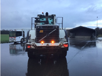 اللودر بعجل volvo 180F long boom: صور 4 اللودر بعجل volvo 180F long boom: صور 4