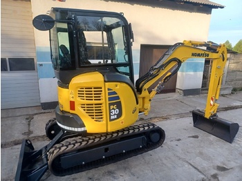 حفارة مصغرة KOMATSU PC30