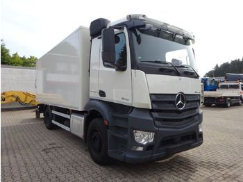 بصندوق مغلق شاحنة MERCEDES-BENZ Antos