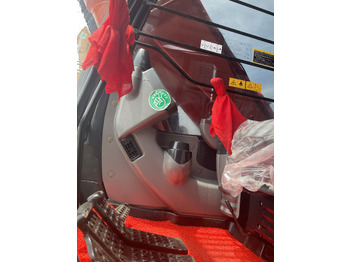 حفارات زحافة Hitachi ZX200: صور 3