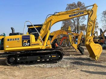 حفارات زحافة KOMATSU PC130-8