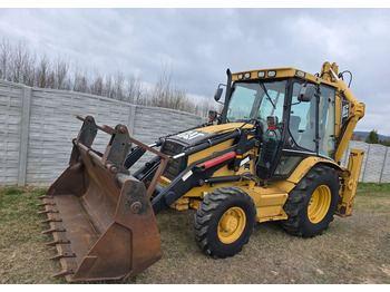 حفار متعدد الاستخدام CATERPILLAR