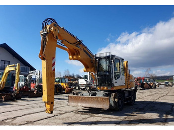 حفارة النقل والشحن LIEBHERR A 316