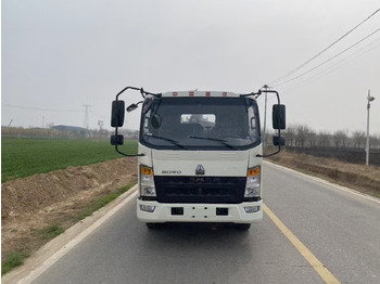 شاحنة صهريج SINOTRUK HOWO